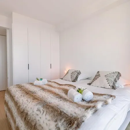 Huswell - Stunning With Breathtaking Views *