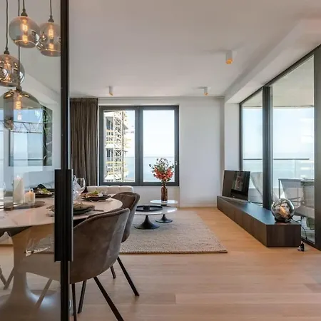 Huswell - Stunning With Breathtaking Views