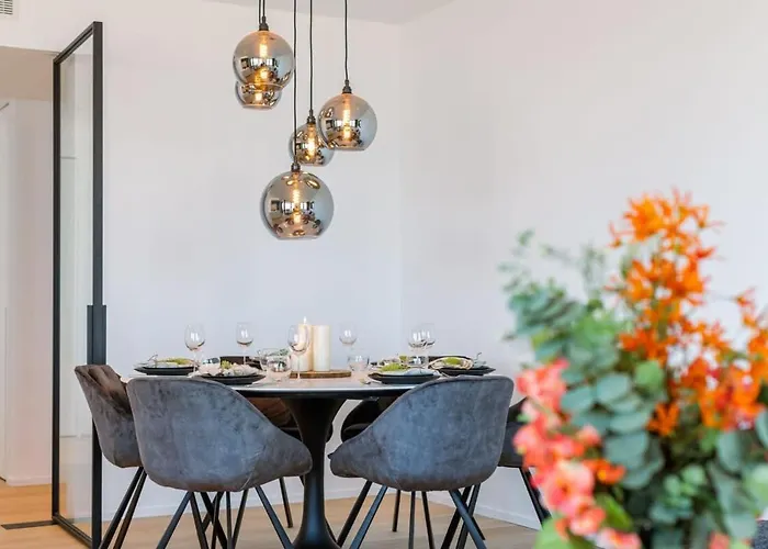 Huswell - Stunning With Breathtaking Views *