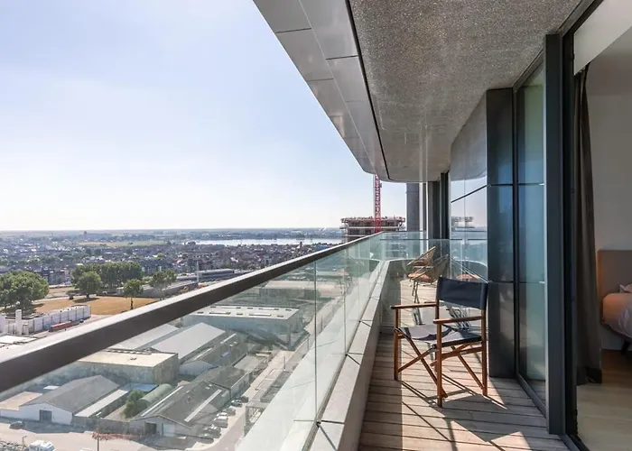 Huswell - Stunning With Breathtaking Views