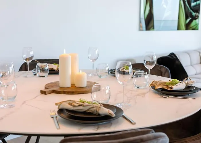 Huswell - Stunning With Breathtaking Views Apartamento